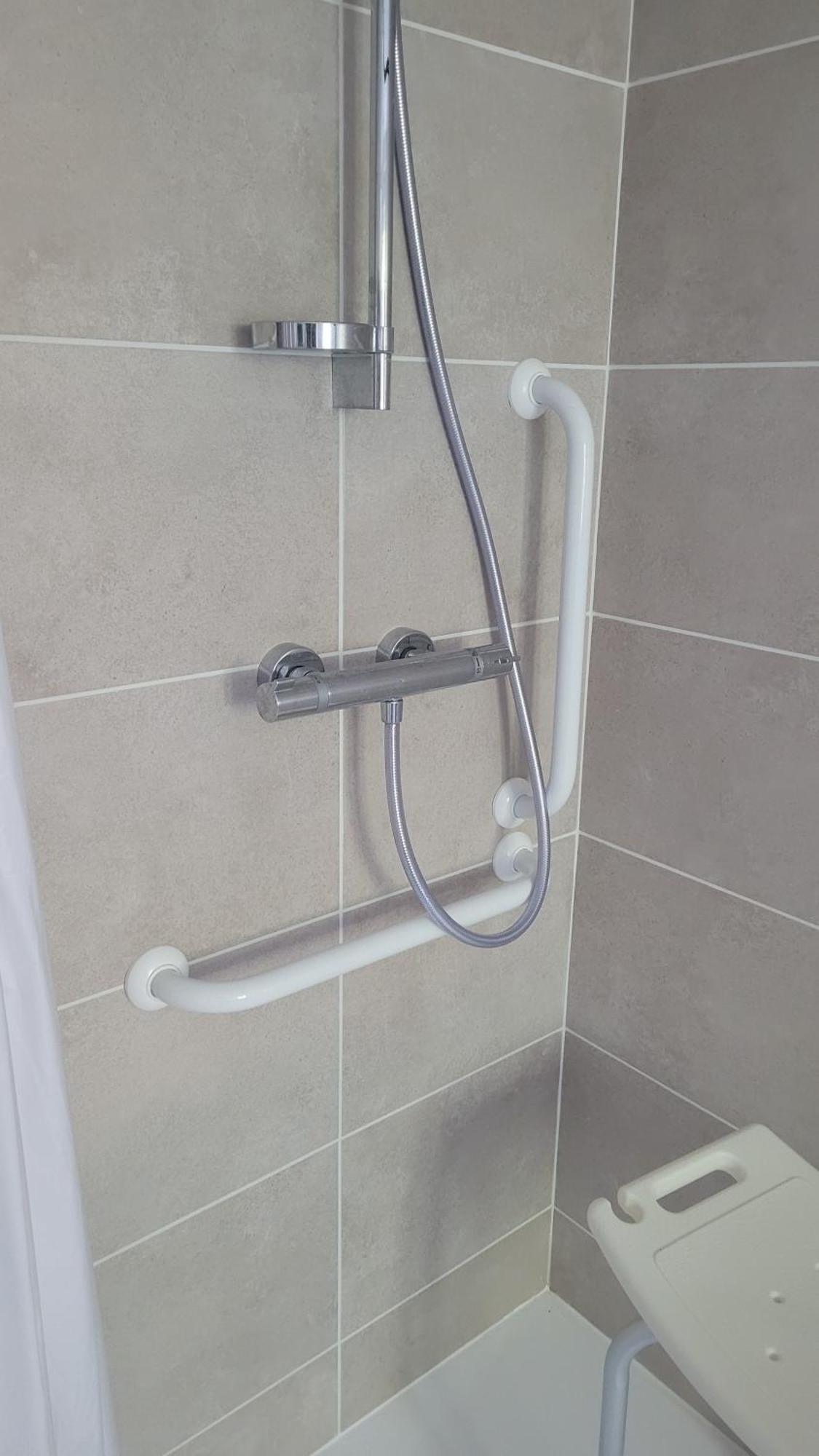 Le Truc En Plus, Accessibles Pmr, Appartement 45 M2 Mitoyen Dans Une Maison Avec Un Autre Appartement Guérard Zewnętrze zdjęcie