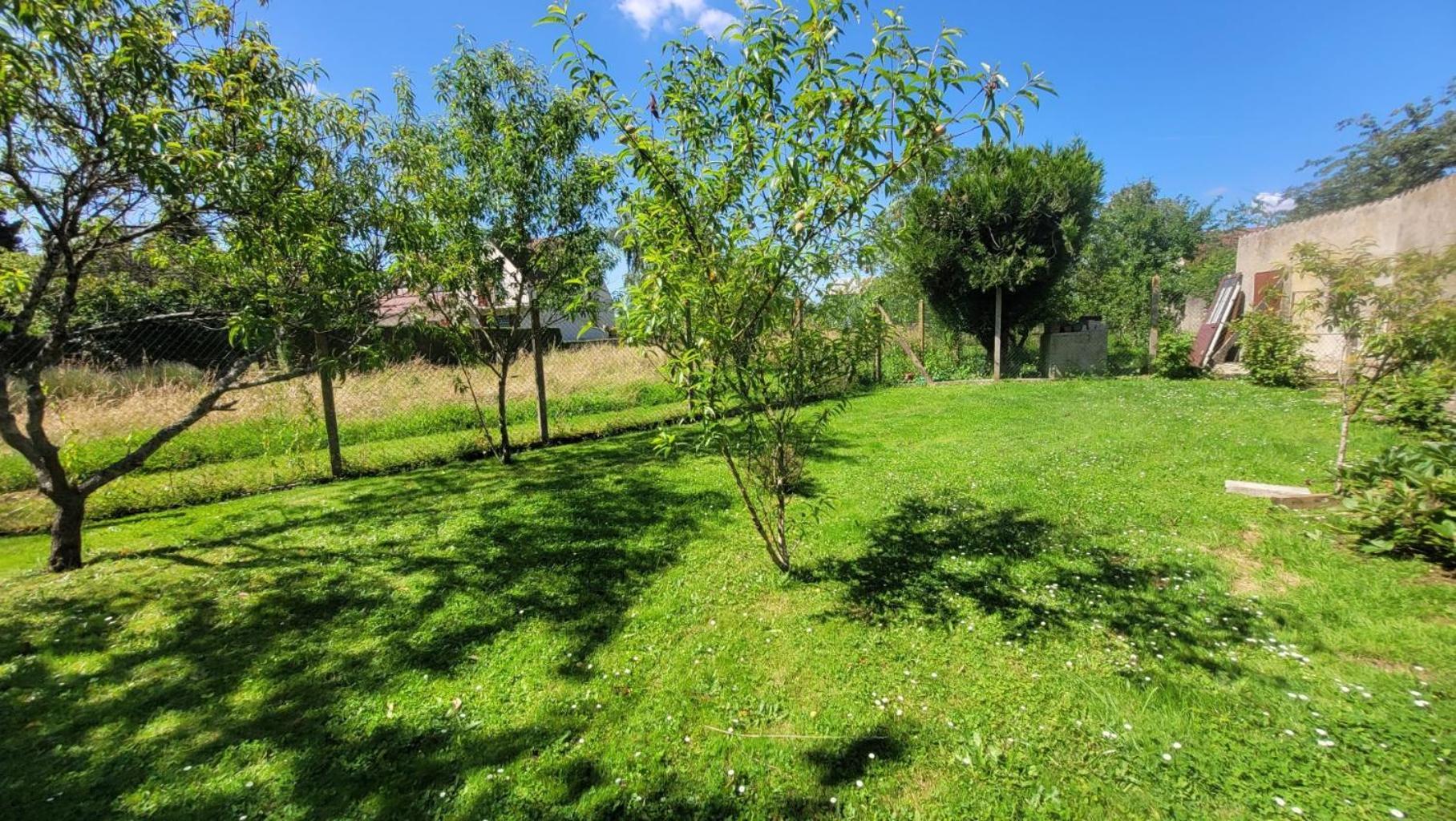 Le Truc En Plus, Accessibles Pmr, Appartement 45 M2 Mitoyen Dans Une Maison Avec Un Autre Appartement Guérard Zewnętrze zdjęcie
